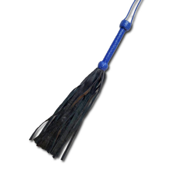 læderflogger med blå håndtag